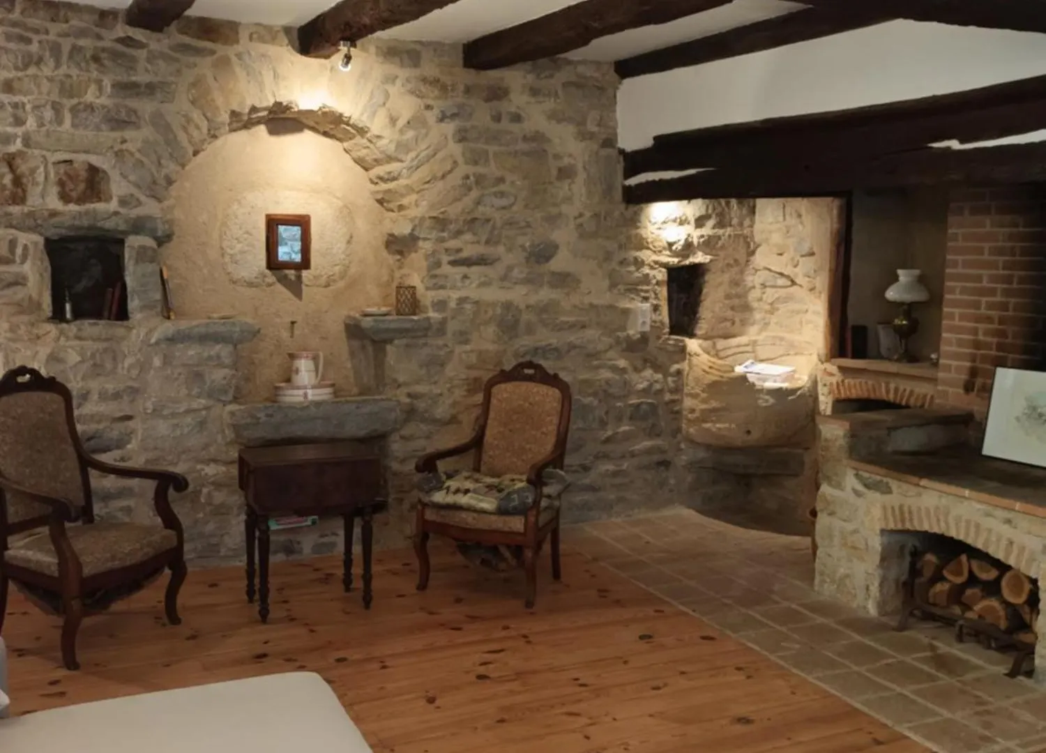 Auberge Dans Les Gorges De L'Aveyron Varen 0*,  Francie